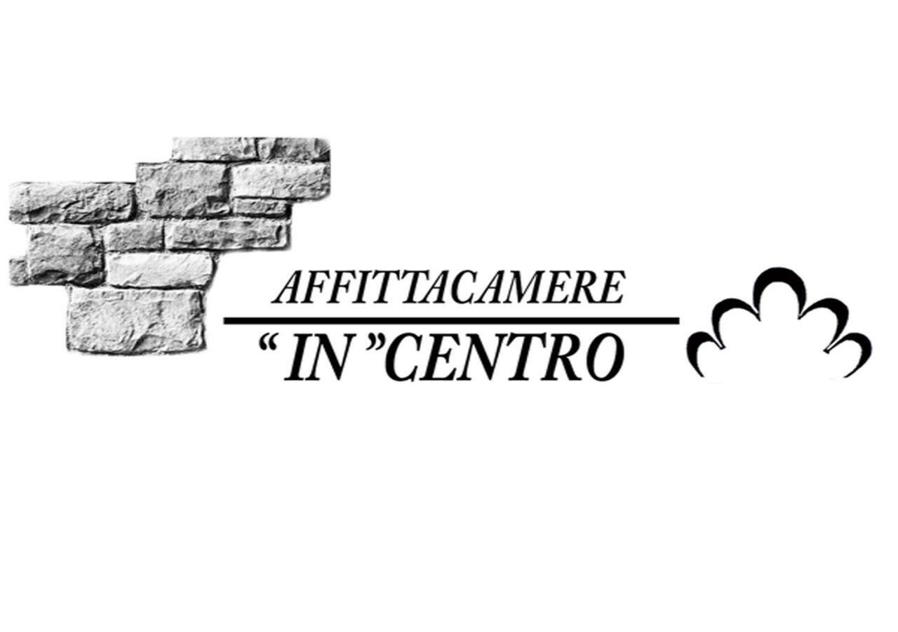Affittacamere In Centro กุบบีโอ ภายนอก รูปภาพ